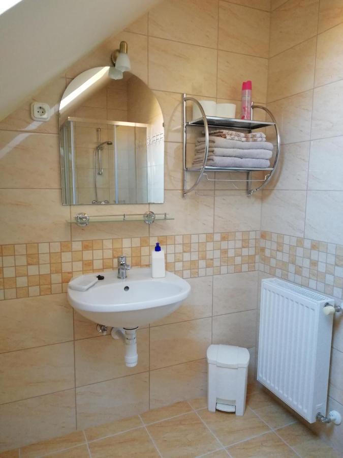 Imola Es Andrea Apartmanhaz Hajdúszoboszló Zewnętrze zdjęcie