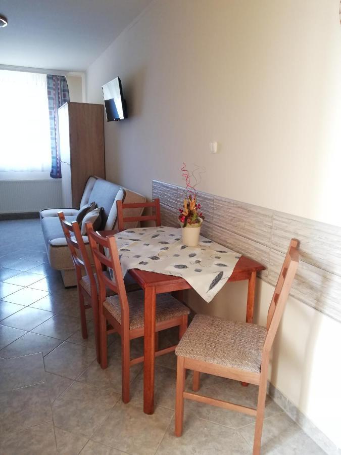 Imola Es Andrea Apartmanhaz Hajdúszoboszló Zewnętrze zdjęcie