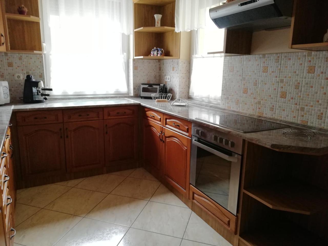 Imola Es Andrea Apartmanhaz Hajdúszoboszló Zewnętrze zdjęcie